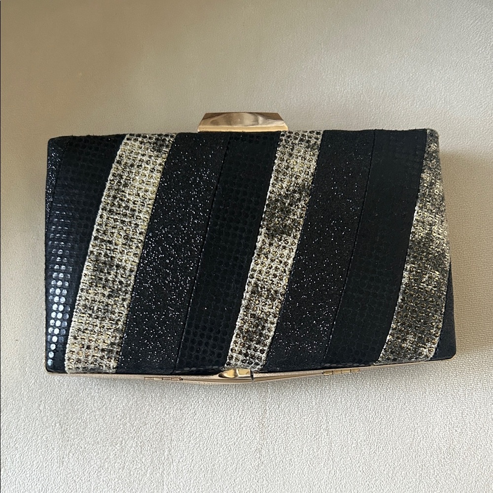 NEW Gianni bini Elegant Black and Silver Clutch